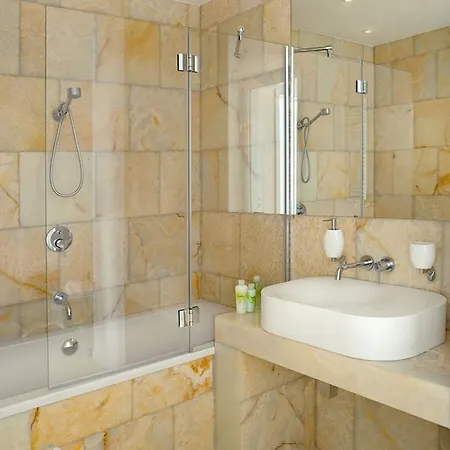 Visionapartments Grzybowska Apartment Warsaw